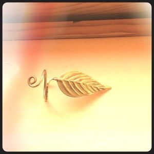 Leaf ring